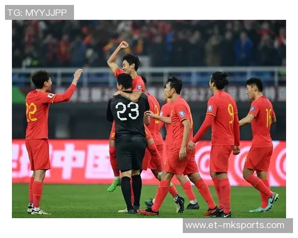 东亚杯震撼战：李东炅世界波让中国男足0-3不敌韩国男足