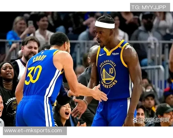 三巨头强势联盟:库里、巴特勒与格林同步闪耀的秘密武器 三巨头强势联盟:库里、巴特勒与格林同步闪耀的秘密武器