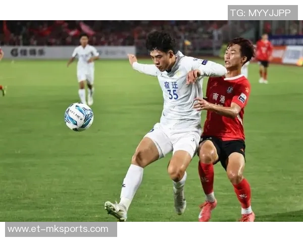 五人破门南通大胜晋级:足球战场上的奋勇之光 五人破门南通大胜晋级:足球战场上的奋勇之光