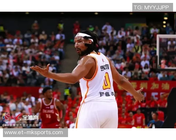 深圳官宣签下萨林杰,赛季初期将顶替兰佩出战引爆期待 深圳官宣签下萨林杰,赛季初期将顶替兰佩出战引爆期待