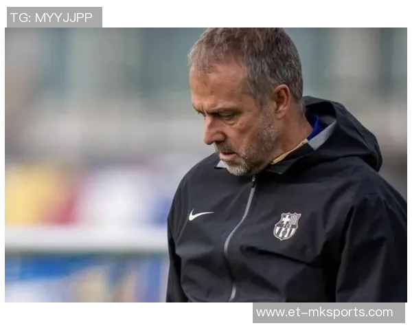 世体:巴萨凌晨抵达西班牙,为让球员休息弗里克取消次日训练 世体:巴萨凌晨抵达西班牙,为让球员休息弗里克取消次日训练