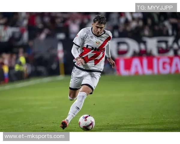 每体：拜仁巴萨有意霍村前锋阿斯拉尼，转会费不超过2500万欧